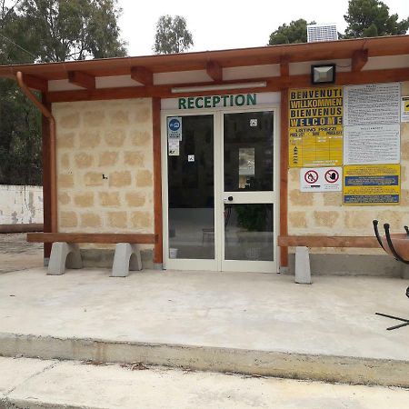 Camping La Pineta Village Porto Empedocle Buitenkant foto