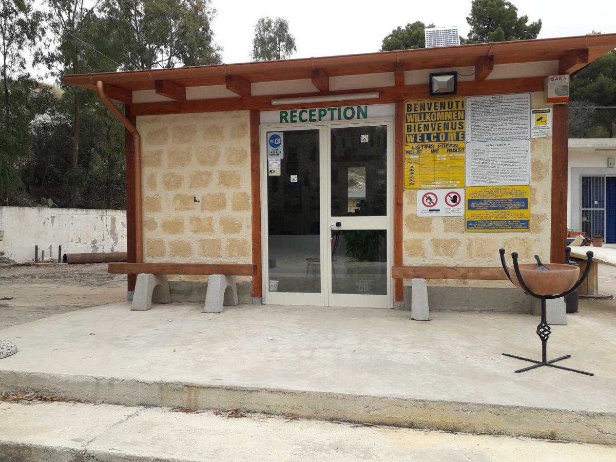 Camping La Pineta Village Porto Empedocle Buitenkant foto