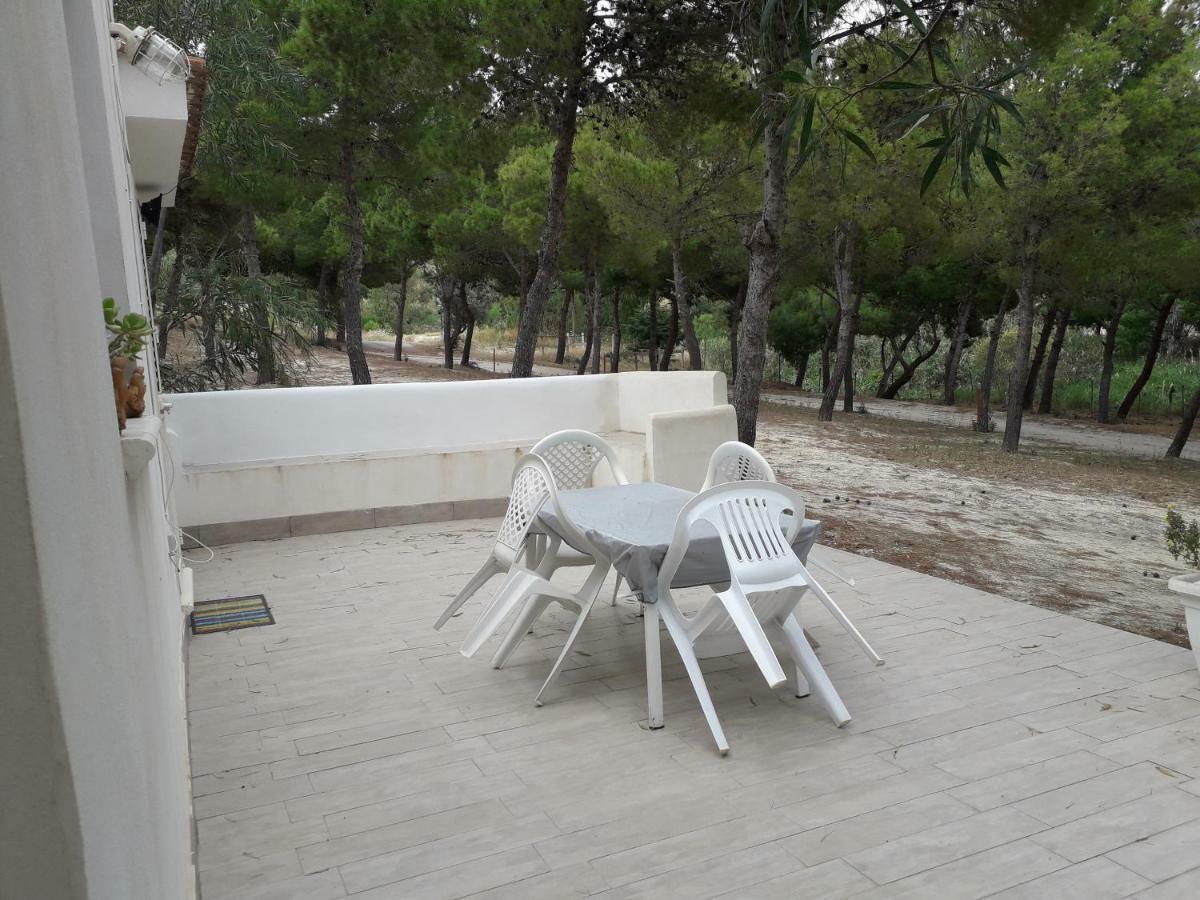 Camping La Pineta Village Porto Empedocle Buitenkant foto