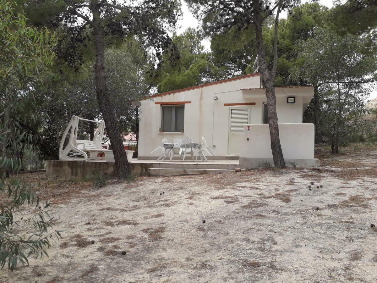 Camping La Pineta Village Porto Empedocle Buitenkant foto